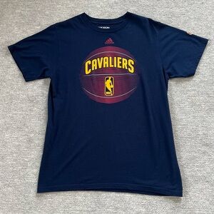 Adidas The Go-To Tee NBA Cavaliers Crewneck